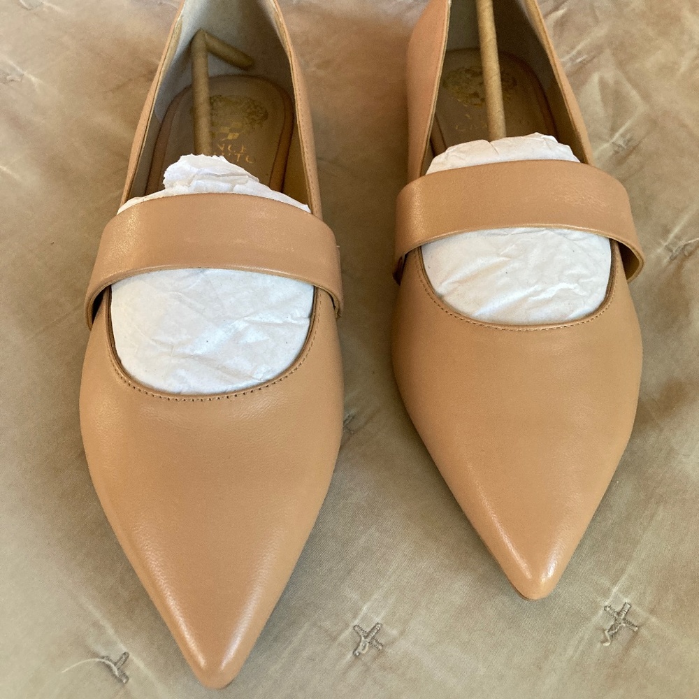 Vince Camuto Maciey Flat - Size 9.5